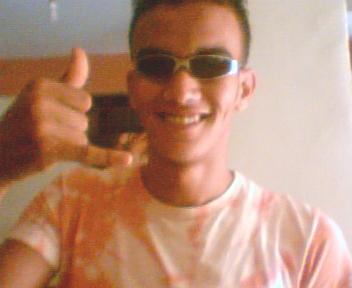 al mola9ab bi stik mlati yal3abo ma3a jorj wiya